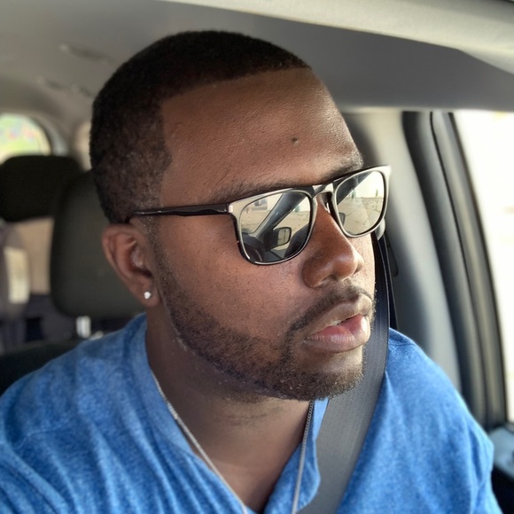 Meet your Posher, Gregory - Picture 1 of 1